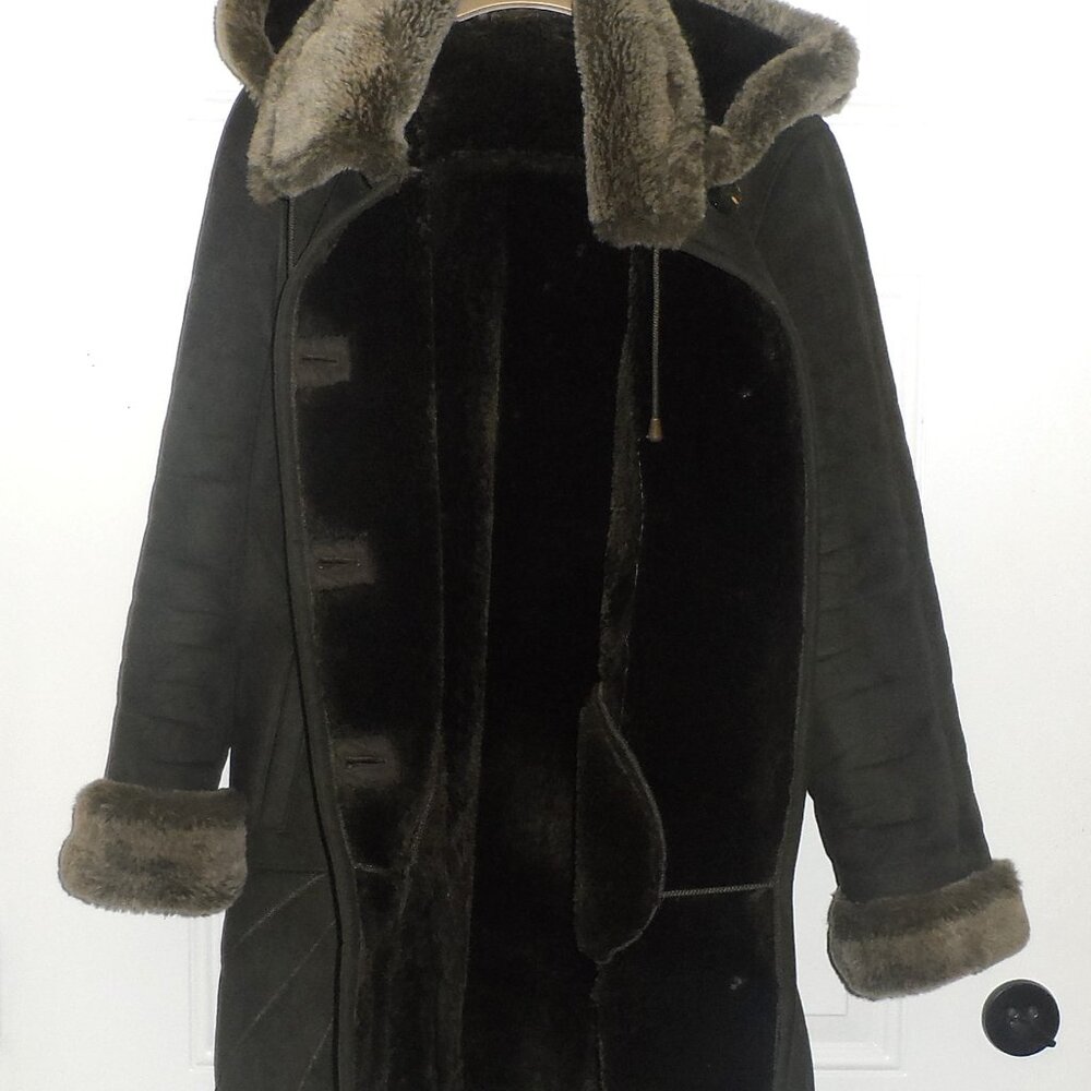 Vintage Women's Faux Fur Trim Shearling Coat - Size M - Picture 16 of 16